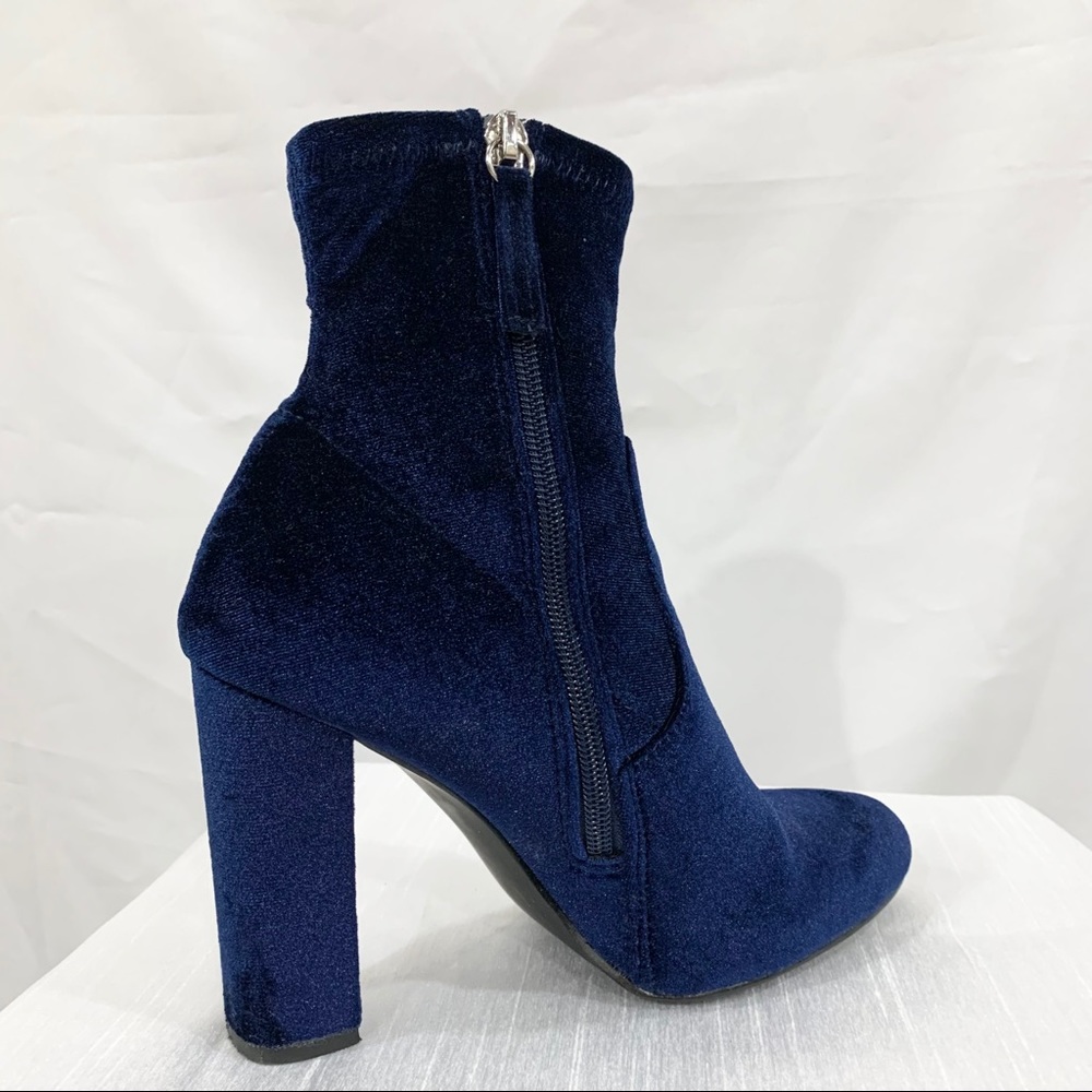STEVE MADDEN Blue Velvet Sock Booties - Picture 2 of 8